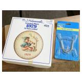 1979 HUMMEL PLATE, WALL HANGER