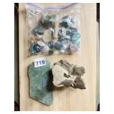 BAG OF POLISHED STONES AND MINERALS, INTERESTING