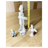 PORCELAIN FIGURINES, UMARRI BOY PLAY ACCORDION,