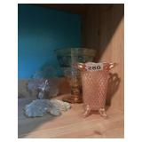 GLASS ITEMS INCLUDING SUNFLOWER BOUQUETS AND