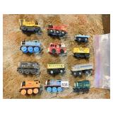 12 WOODEN THOMAS THE TRAIN, TRAIN CARS