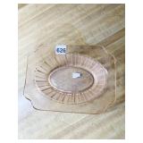 LIGHT PINK DECORATIVE GLASS PLATTER, 9"