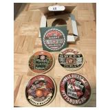 SET OF 4 HEINZ DECORATIVE PLATES, NEW IN BOX