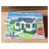 PLASTIC VILLE BUNGALOW MODEL HOUSE KIT, VINTAGE
