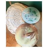 VINTAGE DOILY, DECORATIVE PLATES WITH BIRDS,
