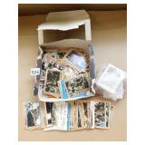 GROUP HOOK TOPPS MOVIE CARDS