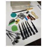 ASSORTED KITCHEN ITEMS