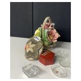 CAPITAL MONTE BASKET ONE FLOWER IS DAMAGED ,