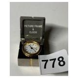 QUARTS MINI CLOCK IN PRESENT BOX