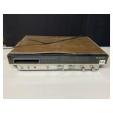 MAGNAVOX 8-TRACK AM-FM STEREO RECEIVER POWERS UP