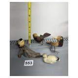 ASSORTED WOOD CARVED BIRDS AND DUCK