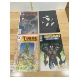4 MINT CONDITION COMIC BOOKS SEE PHOTOS