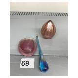 BLOWN GLASS SHELL, PRISM, EGG SHAPED DECORATION