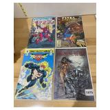 4 MINT CONDITION COMIC BOOKS SEE PHOTOS