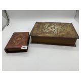 TWO DECORATIVE STORAGE BOXES CAN USE ON SHELF OR