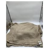 UNUSUAL BLANKET LOOKS FULL SZ.