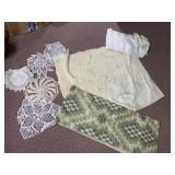 TABLECLOTH, DOILIES, TABLE RUNNERS