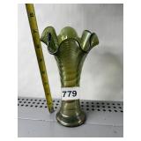IMPERIAL RIPPLE GREEN CARNIVAL VASE IRIDESCENT
