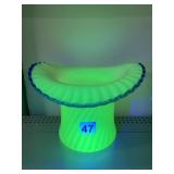 FENTON TOPAZ OPALESCENT SPIRAL OPTIC LARGE HAT