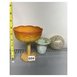 PEDESTAL DESH CARMEL GLASS DISH, GLASS BALL ETC.