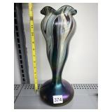LOETZ STYLE IRIDESCENT GLASS VASE