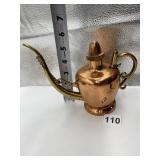 BRASS/COPPER FILLER POT W/ SCREW ON TOP