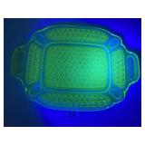 VASELINE EAPG DAISY BUTTON DESIGN SERVING TRAY