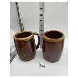 BROWN FARMHOUSE HULL COFFEE MUGS