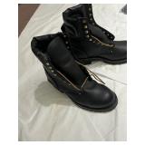 NEW PAIR OF LACE TOP BOOTS NEVER WORN INSULATED