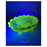 DAISY AND BUTTON FOOTED OVAL DISH OPALESCENT RIM