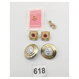 EARRINGS BUTTON GOLD TONE SILVER FACE CENTER