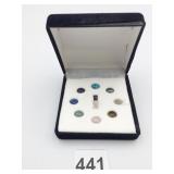 BOX OF SMALL POLISHED ROUND STONES TURQUOISE