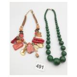 GREEN BEADED NECKLACE STATEMENT NECKLACE ON SUEDE