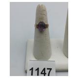 14K GOLD RING SIZE 6 PURPLE STONE