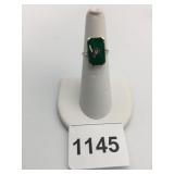 14K GOLD RING GREEN STONE SIZE 5