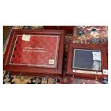 WOOD PRESENTATION BOX WITH GLASS TOP EMPTY