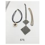 PENDANT NECKLACES SILVERSTONE PENDANT WOVEN METAL