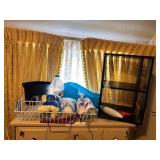 2 CUBE STAND, TUB BASKET, COTTON BALLS, DIXIE