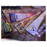 6 PENGUINS CARDS, PENDANT 2006