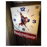 BUDWEISER ELECTRIC LIGHT UP CLOCK