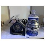 COLLECTOR CLUB ANHEUSER BUSCH CLOCK AND 10