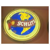SCHLITZ THE BEER THAT MADE MILWAUKEE FAMOUS LIGHT