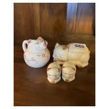 PIG CREAM OR SUGAR SALT AND PEPPER SET ONE HAS