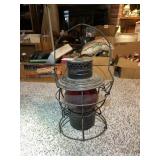LANTERN HAND LAND RR LANTERN GOOD CONDITION