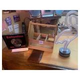 BALLANTINE BEER AND ALE LIGHT UP SIGN, ORGANIZER