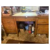 OAK KNEEHOLE DESK 6 DRAWER 60" X 30" X 34"