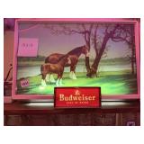 BUDWEISER LIGHT UP SIGN W/ HORSES