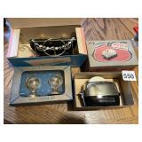 TOASTER, WORLD GLOBE SALT/PEPPERS