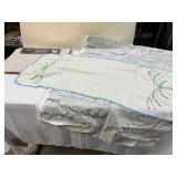 BAYWOOD ORCHARD PLACE MATS NEW, WAVERLY