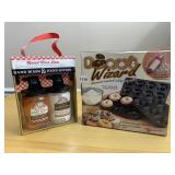 HAND CARE DUO SET AND DONUT WIZARD NIB